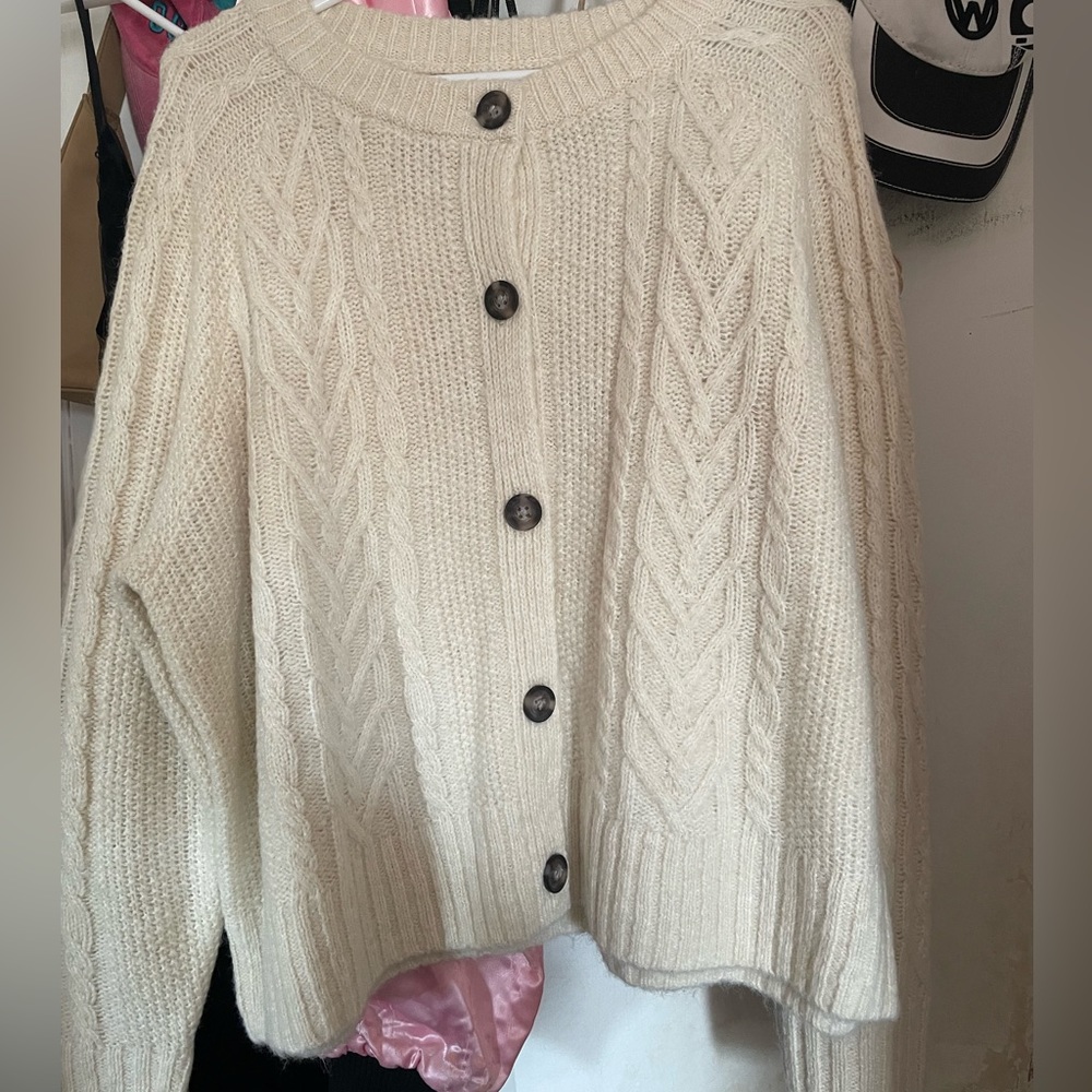 cream sweater button down new woman’s 2XL